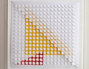 Sem título, 2023 | Tinta acrílica sobre papel de poliéster recortado | 48X48cm