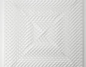 Sem título, 2017 | Papel de poliéster recortado | 92X92cm