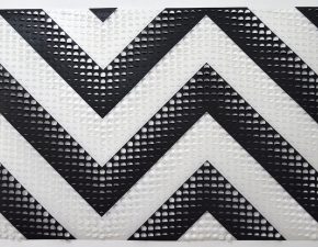 Sem título, 2013 | Tinta acrílica sobre papel de poliéster recortado | 99X67cm