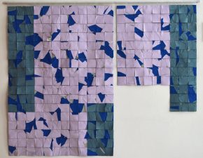 Série Fragmentos, 2025 | Resíduos têxteis e plásticos prensados, tubo de alumínio |  88X106cm