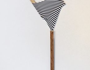 Sem Título (da série Pendente), 2022 | Objeto | Lycra, chassi, prego, madeira, ilhós | 100X35cm