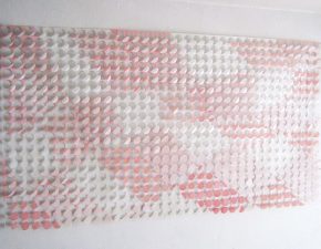 Sem título, 2004 | Tinta acrílica sobre papel de poliéster recortado | 75X145cm